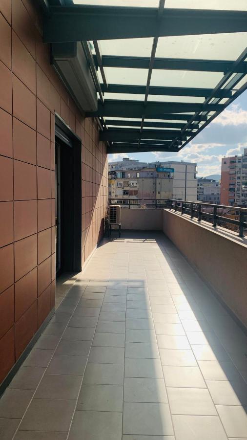 Proper Central Apartment Tirana Exterior photo
